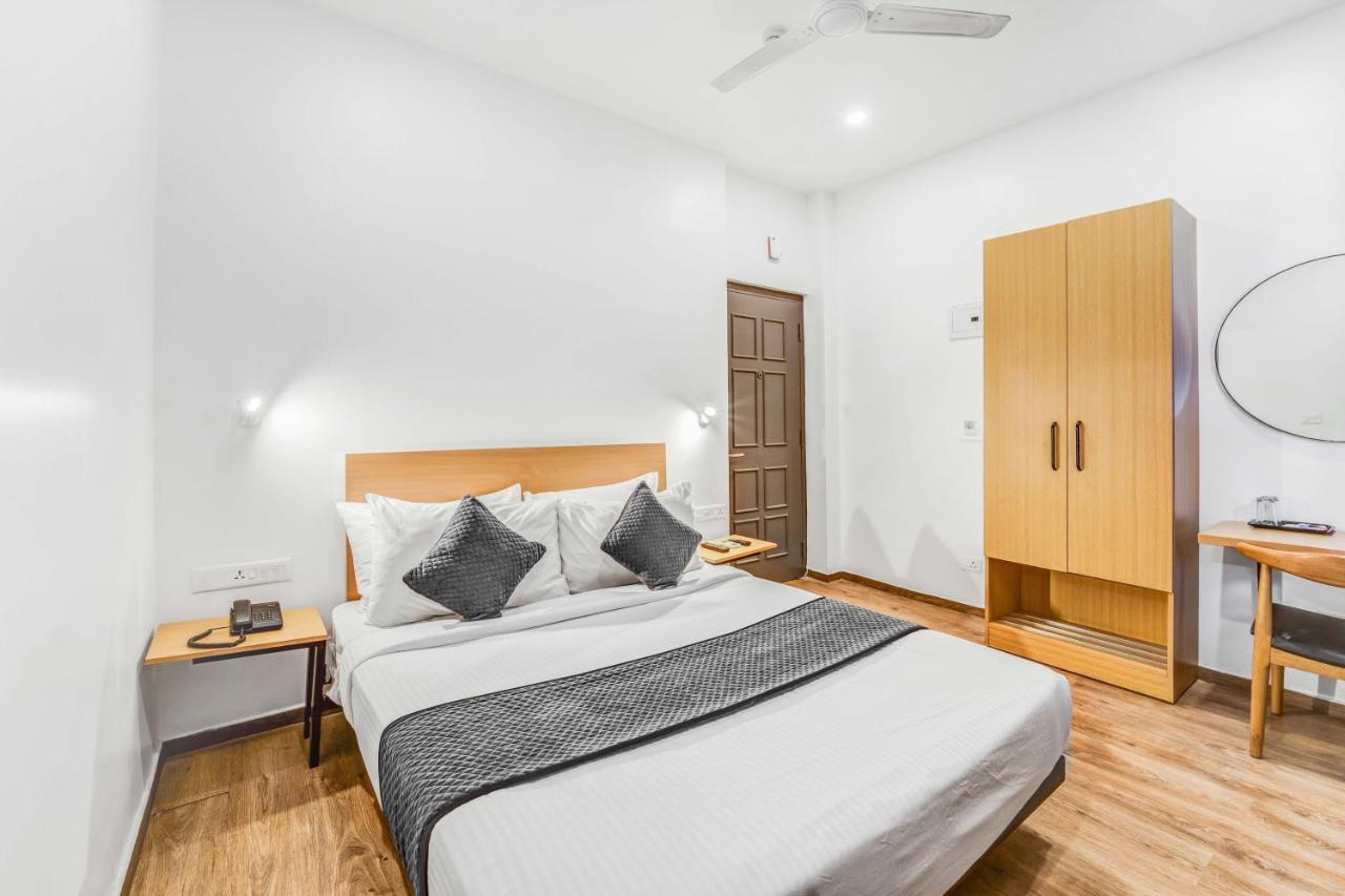 Rohaan Inn - Upar Hotels Ashok Nagar Madras Buitenkant foto